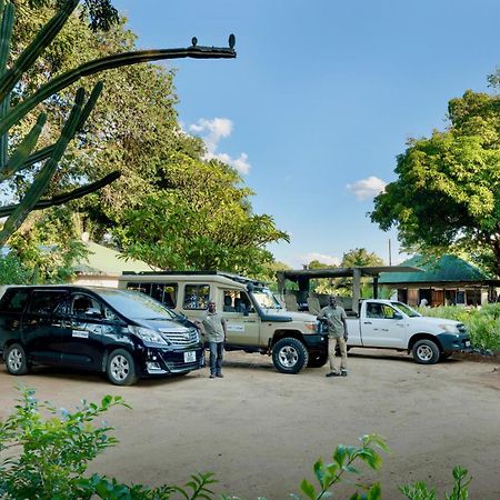 Kamunjila Lodge ลิฟวิงสโตน ภายนอก รูปภาพ