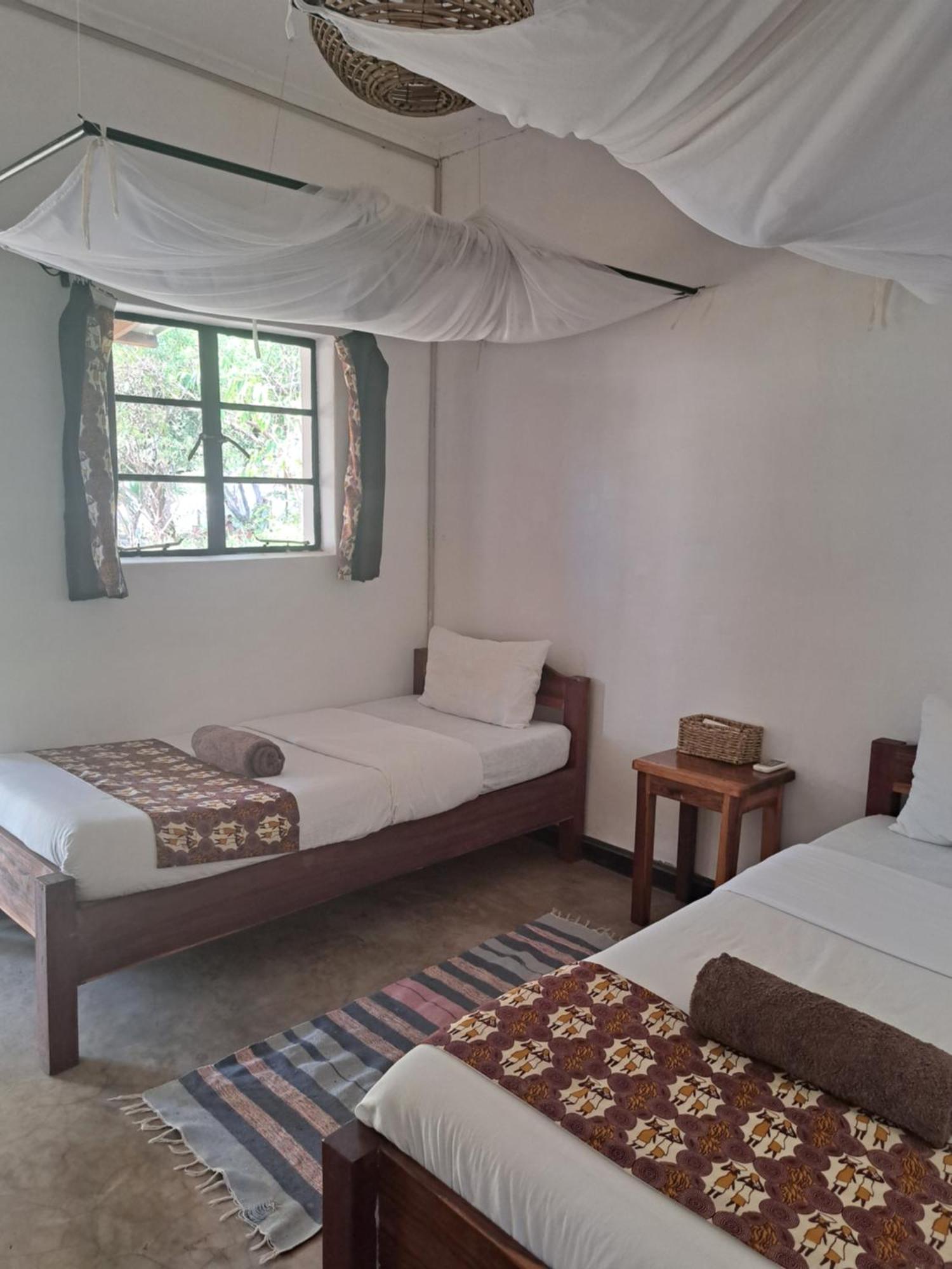 Kamunjila Lodge ลิฟวิงสโตน ภายนอก รูปภาพ